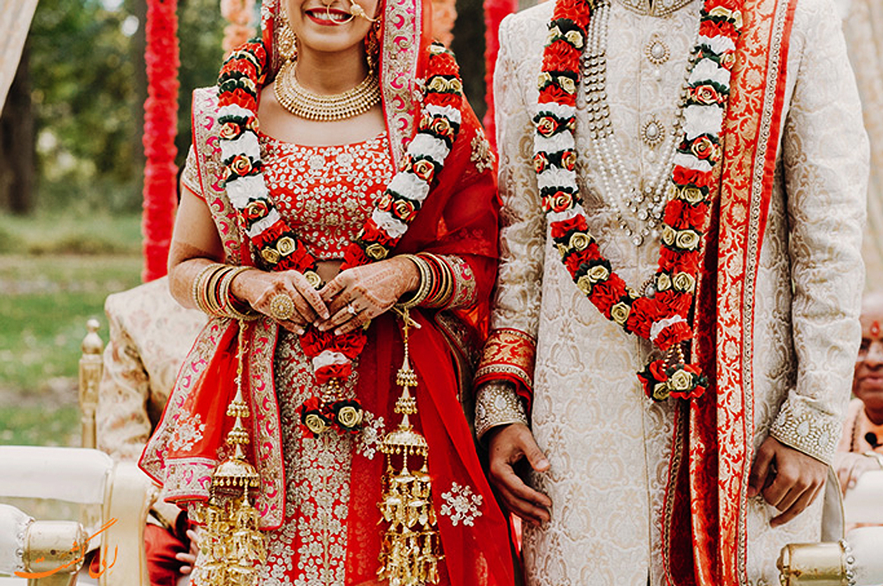 عروسی هندی، ازدواج در هند، خرید صندلی شیواری، قیمت صندلی شیواری، صندلی تالار، تجهیزات تالار